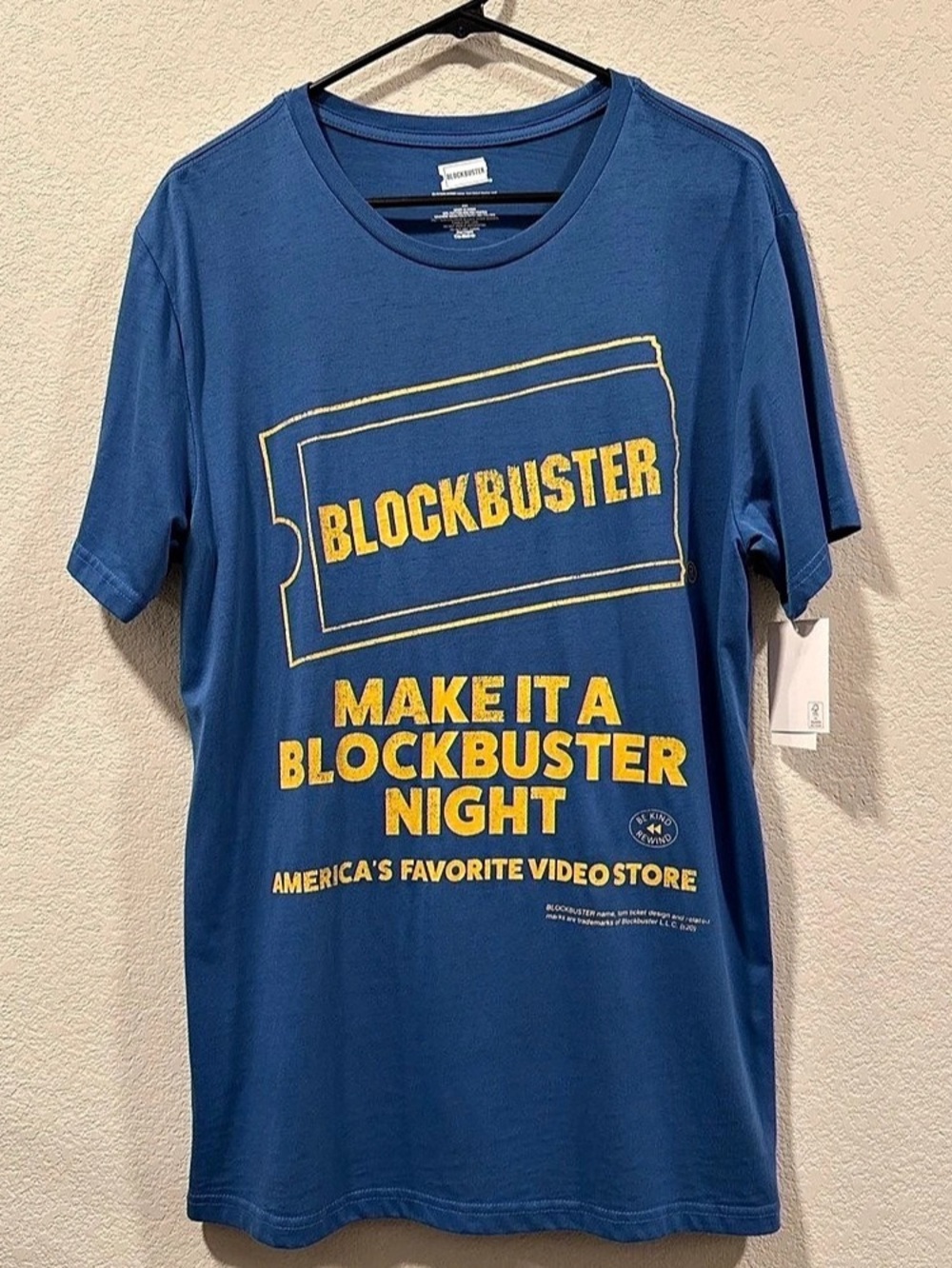 NWT retro Blockbuster tee